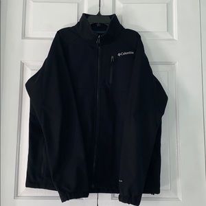 Men’s Columbia Softshell Jacket